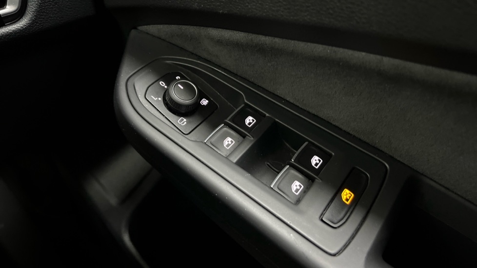 Used Volkswagen Golf 2023 for sale - 76459068: Photo 31