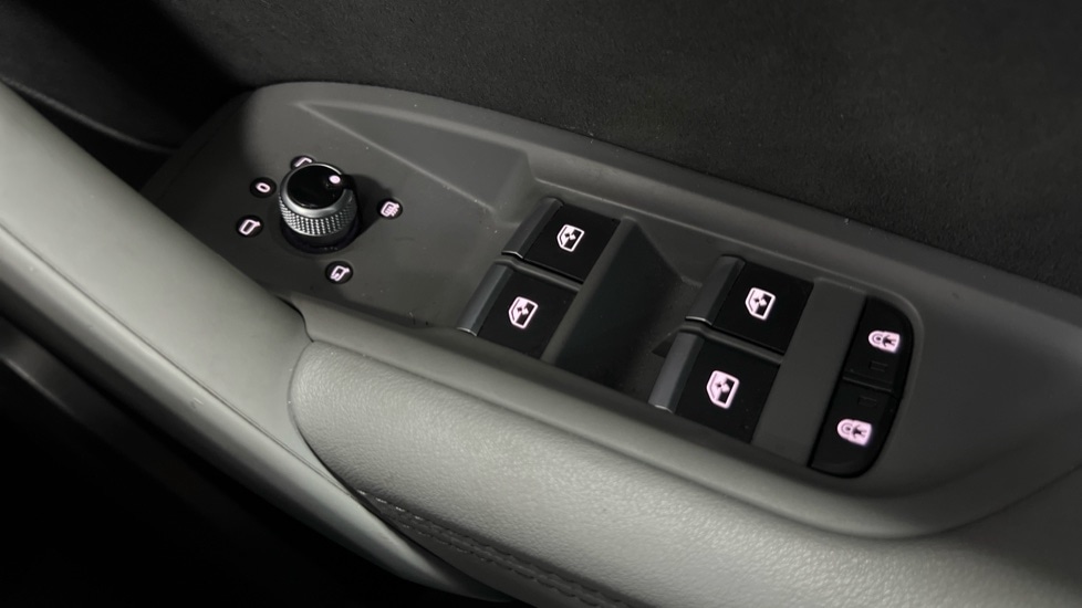 Used Audi Q5 2021 for sale - 76458758: Photo 31