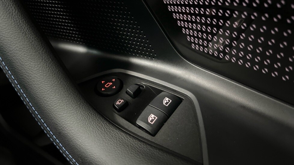 Used BMW 2 Series 2023 for sale - 76540068: Photo 35