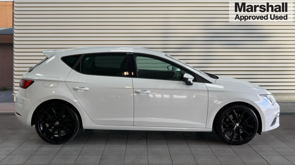 Used SEAT Leon 2019 for sale - 76587070: Photo 2