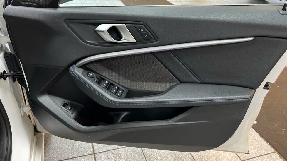 Used BMW 1 Series 2024 for sale - 76217222: Photo 32