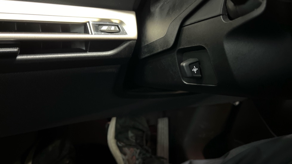 Used BMW iX 2022 for sale - 76556992: Photo 37