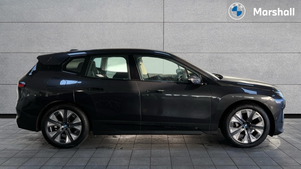 Used BMW iX 2022 for sale - 76350883: Photo 3