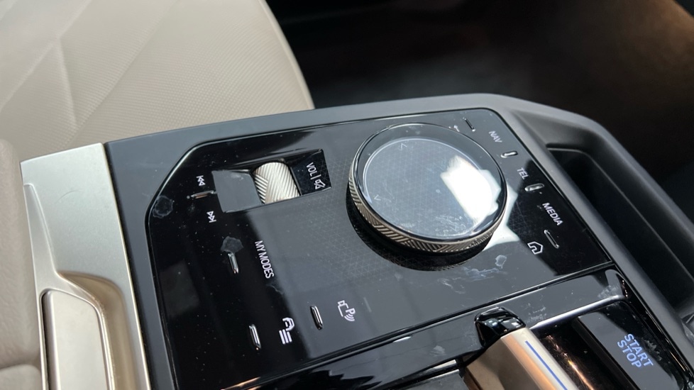 Used BMW iX 2023 for sale - 76901326: Photo 19