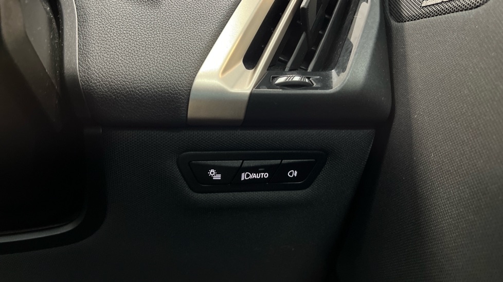 Used BMW iX 2023 for sale - 76901326: Photo 36