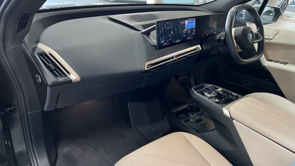 Used BMW iX 2023 for sale - 76901326: Photo 7