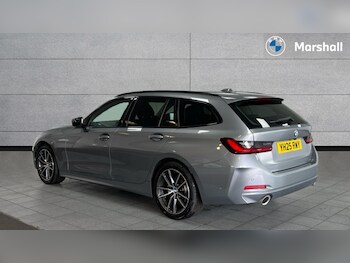 Used BMW 3 Series 2025 for sale - 75902209: Photo