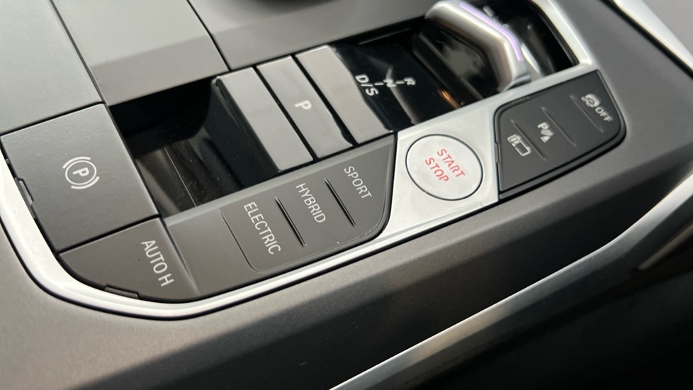 Used BMW 3 Series 2025 for sale - 76466225: Photo 19