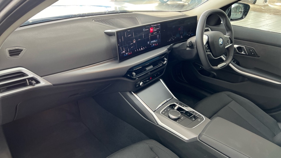 Used BMW 3 Series 2025 for sale - 76466225: Photo 7