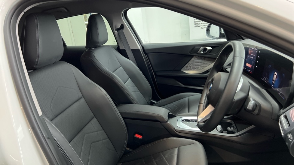 Used BMW 1 Series 2025 for sale - 76255013: Photo 11