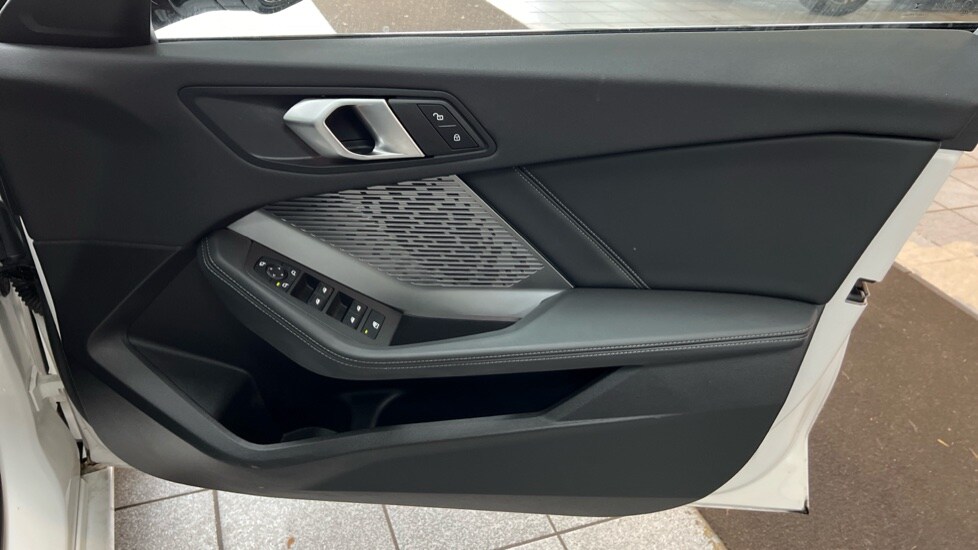 Used BMW 1 Series 2025 for sale - 76255013: Photo 32