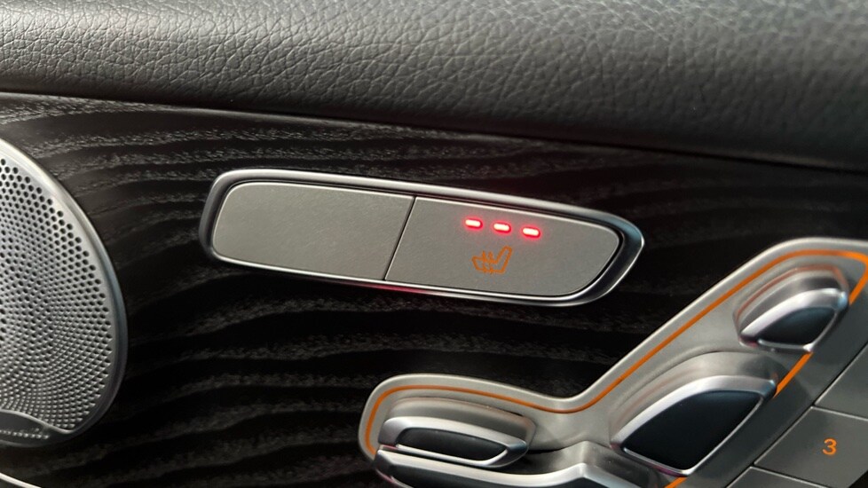 Used Mercedes-Benz GLC 2020 for sale - 76415244: Photo 29