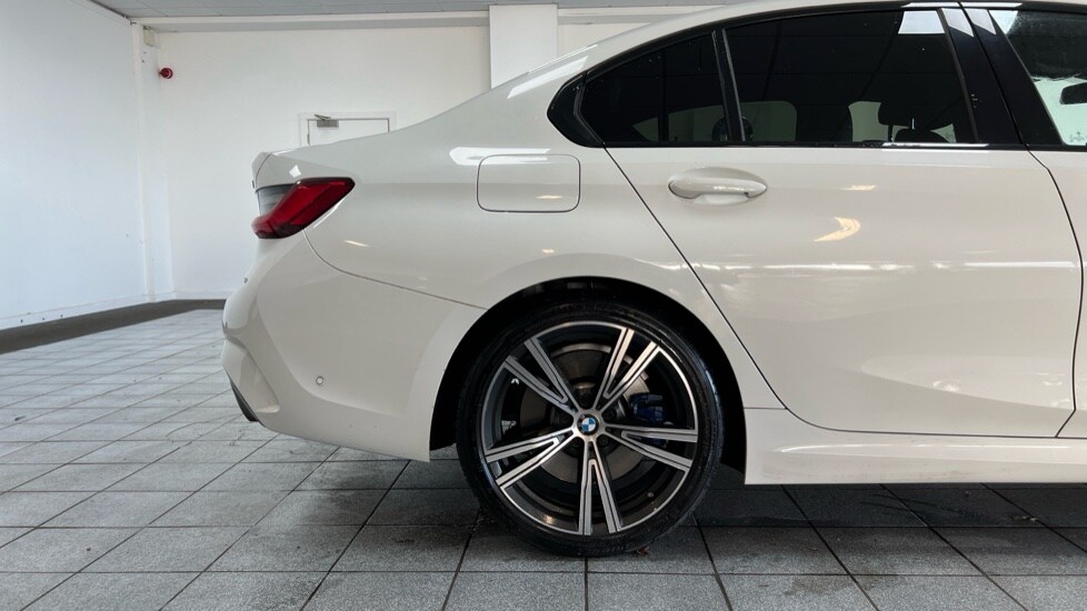 Used BMW 3 Series 2019 for sale - 76766236: Photo 27