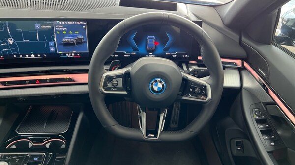Used BMW i5 2025 for sale - 75394284: Photo 5
