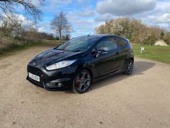 Used Ford Fiesta 2017 for sale - 74180871: Photo