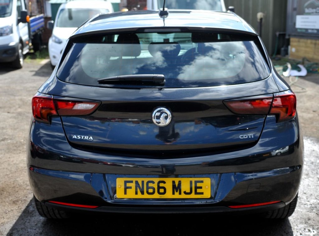 Used Vauxhall Astra 2016 for sale - 76909886: Photo 3