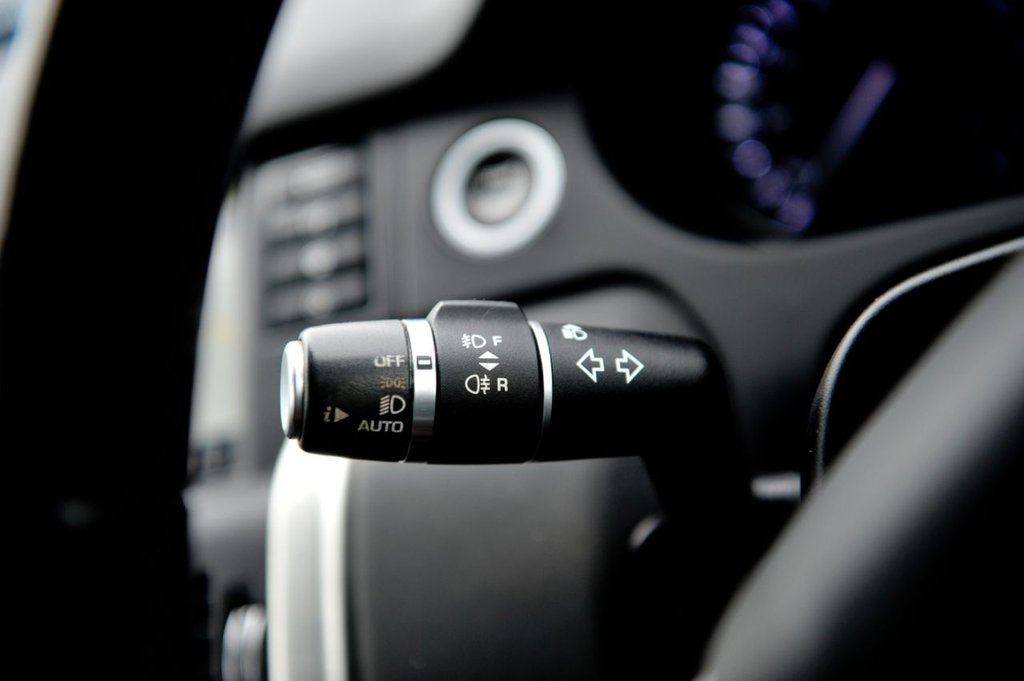 Used Land Rover Discovery Sport 2015 for sale - 76569833: Photo 17