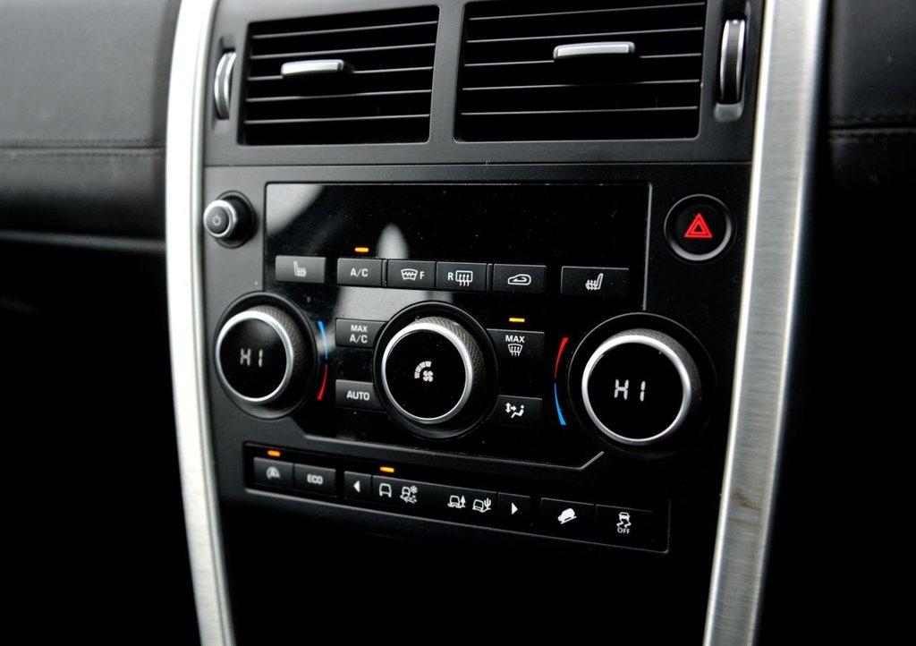 Used Land Rover Discovery Sport 2015 for sale - 76569833: Photo 20