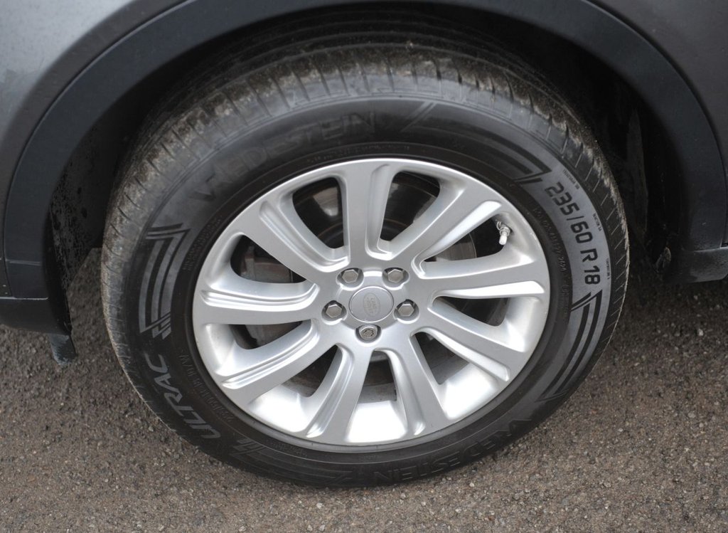 Used Land Rover Discovery Sport 2015 for sale - 76569833: Photo 25