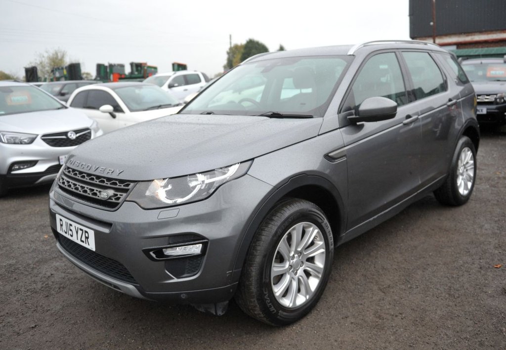 Used Land Rover Discovery Sport 2015 for sale - 76569833: Photo 3