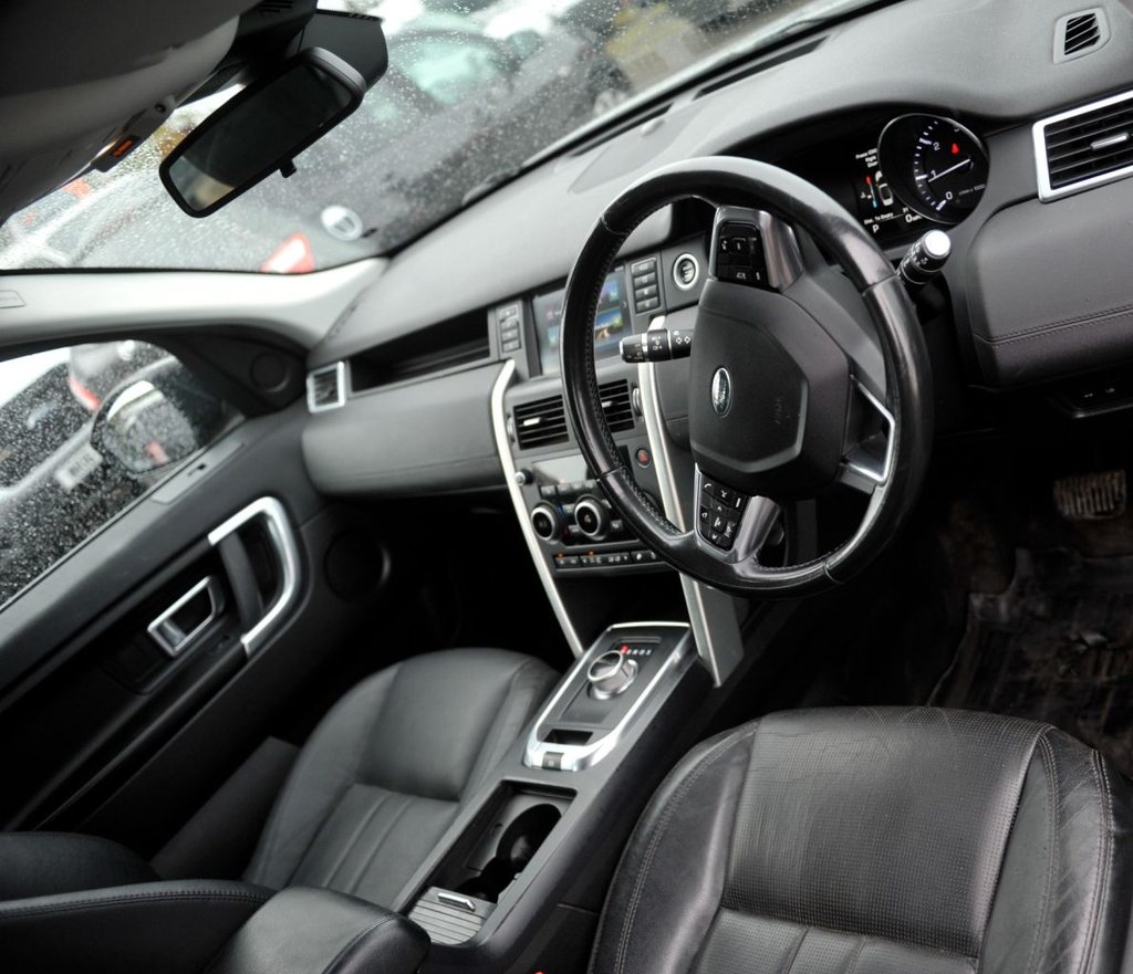 Used Land Rover Discovery Sport 2015 for sale - 76569833: Photo 9