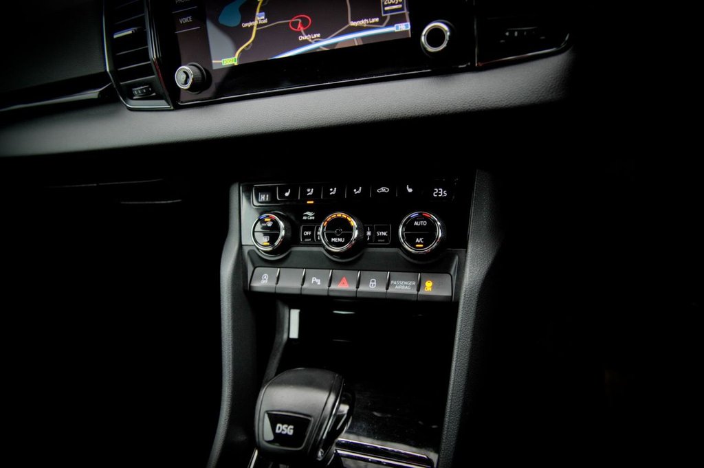 Used Skoda Karoq 2018 for sale - 76820937: Photo 21