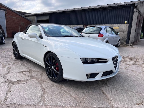 Used Alfa Romeo Spider 2008 for sale - 68546108: Photo 10