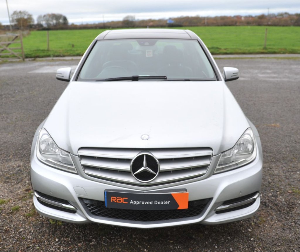 Used Mercedes-Benz C Class 2014 for sale - 76740151: Photo 2
