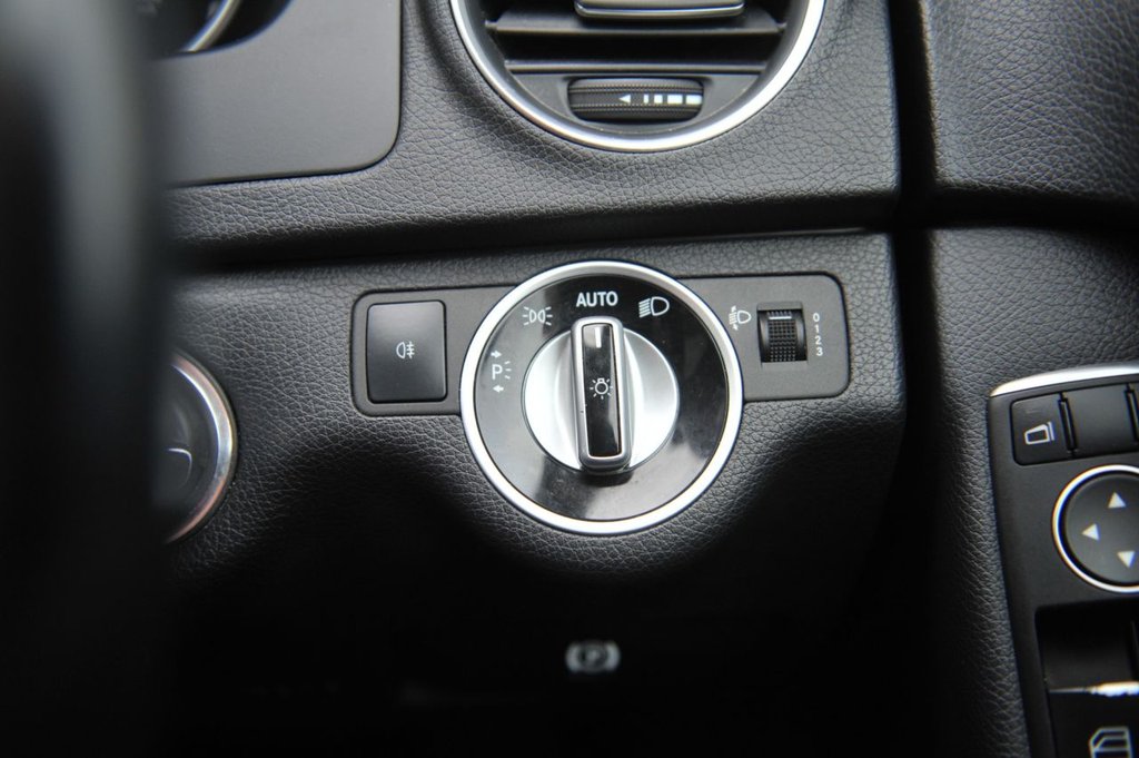 Used Mercedes-Benz C Class 2014 for sale - 76740151: Photo 30