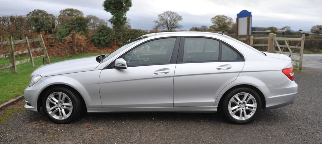 Used Mercedes-Benz C Class 2014 for sale - 76740151: Photo 4