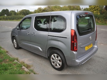 Used Vauxhall Combo Life 2019 for sale - 76039485: Photo 4