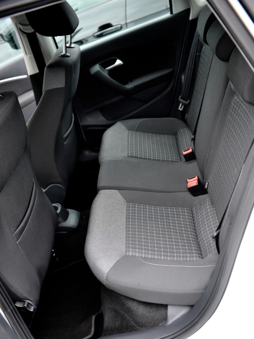 Used Volkswagen Polo 2015 for sale - 76386091: Photo 28