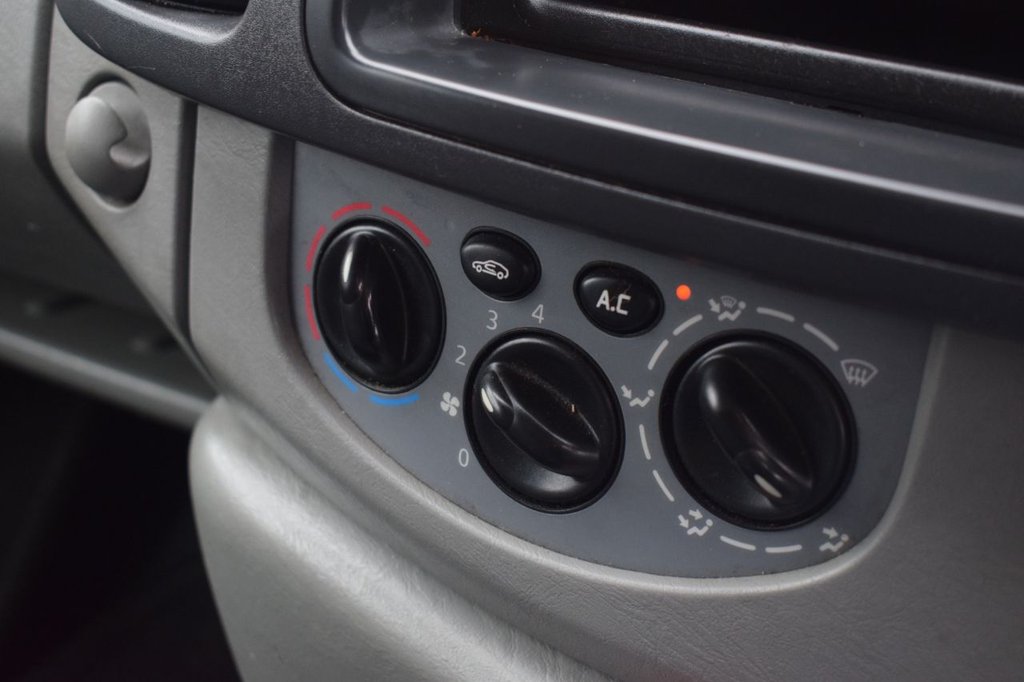 Used Vauxhall Vivaro 2014 for sale - 74183091: Photo 22