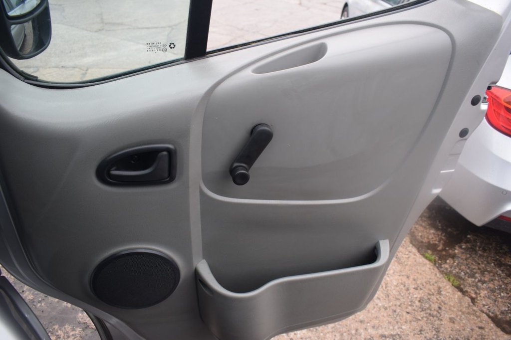 Used Vauxhall Vivaro 2014 for sale - 74183091: Photo 24