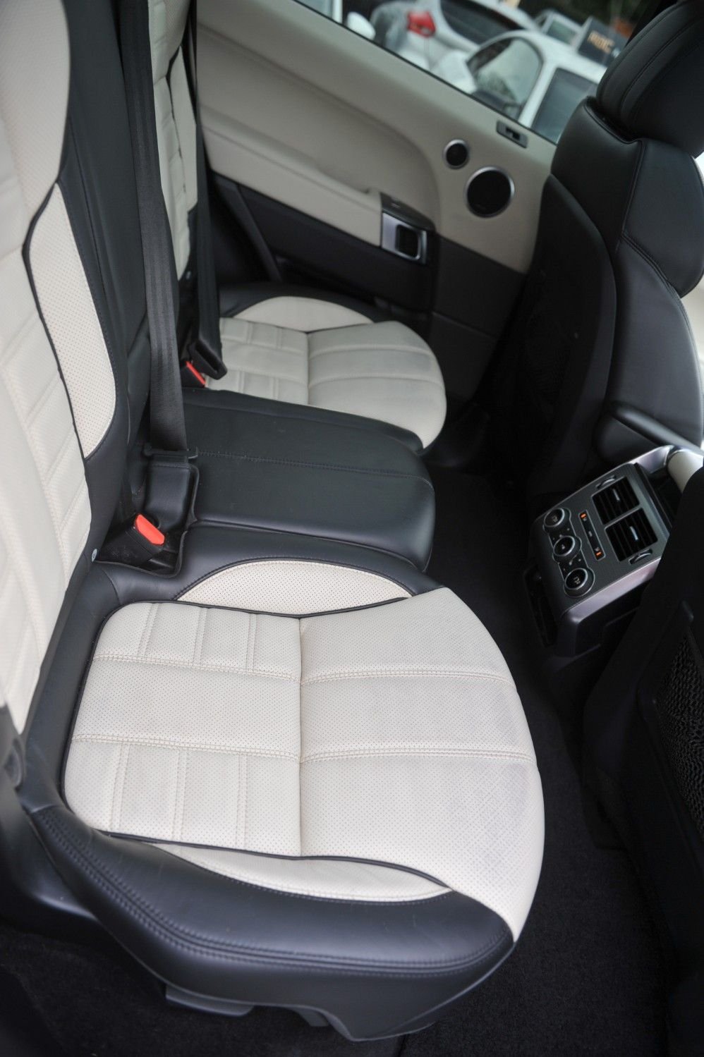 Used Land Rover Range Rover Sport 2016 for sale - 76535548: Photo 15