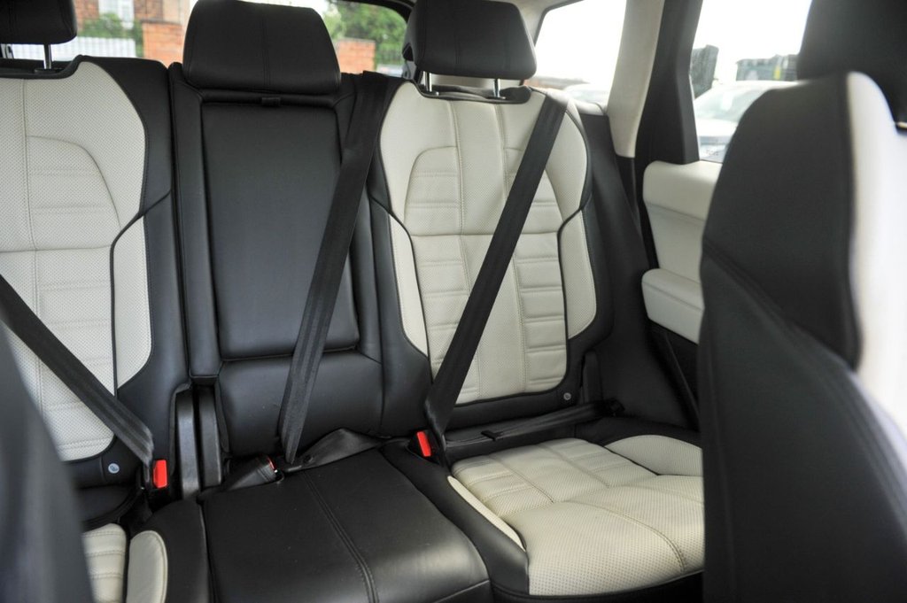 Used Land Rover Range Rover Sport 2016 for sale - 76535548: Photo 16