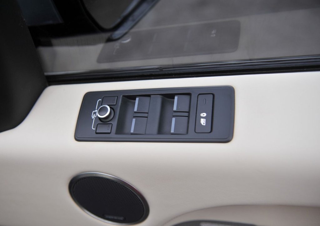 Used Land Rover Range Rover Sport 2016 for sale - 76535548: Photo 40