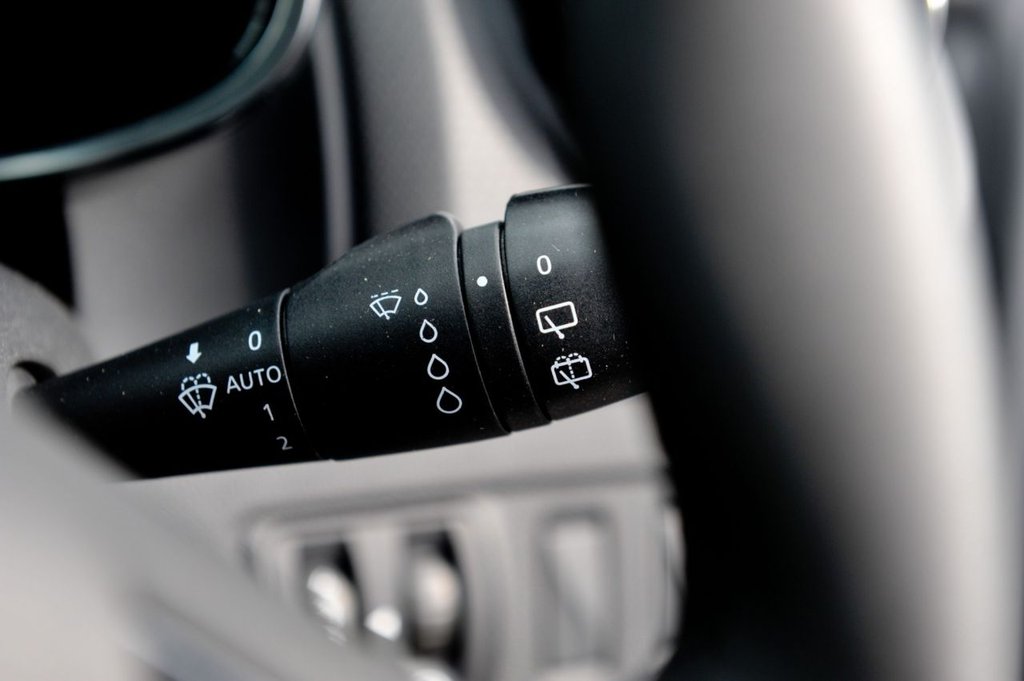 Used Renault Clio 2018 for sale - 76417151: Photo 8