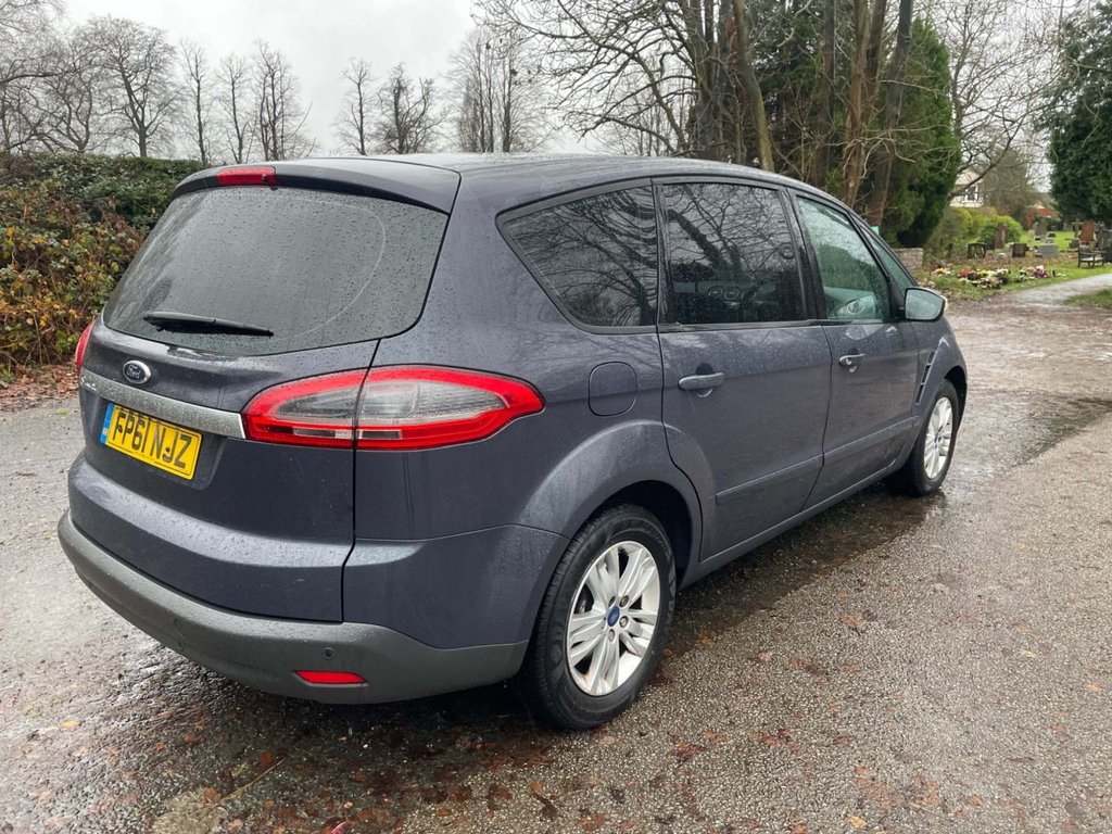 Used Ford S-Max 2011 for sale - 76950618: Photo 3