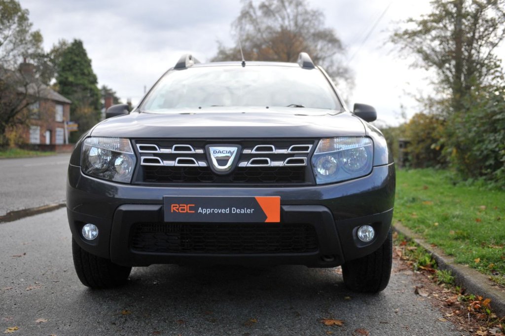 Used Dacia Duster 2015 for sale - 76356912: Photo 2