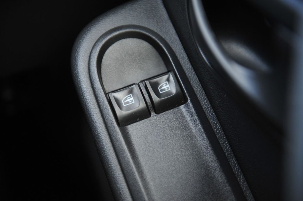 Used Dacia Duster 2015 for sale - 76356912: Photo 20