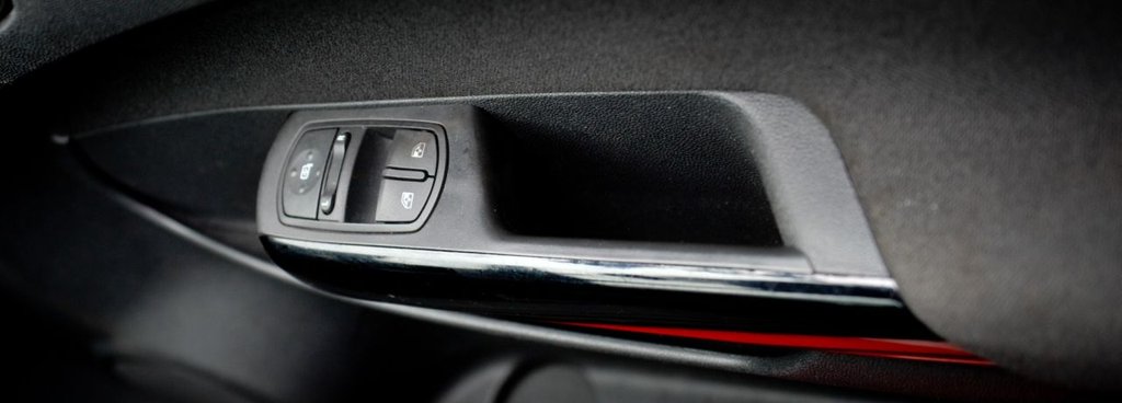 Used Vauxhall Corsa 2012 for sale - 76406252: Photo 19