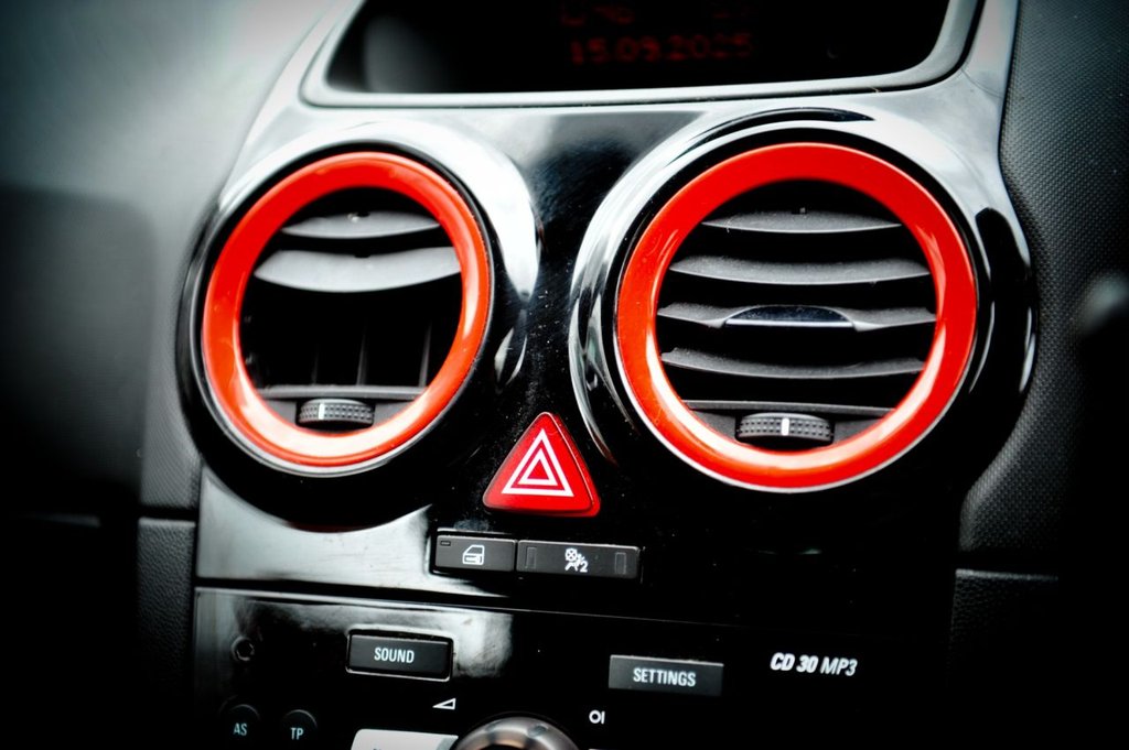 Used Vauxhall Corsa 2012 for sale - 76406252: Photo 21