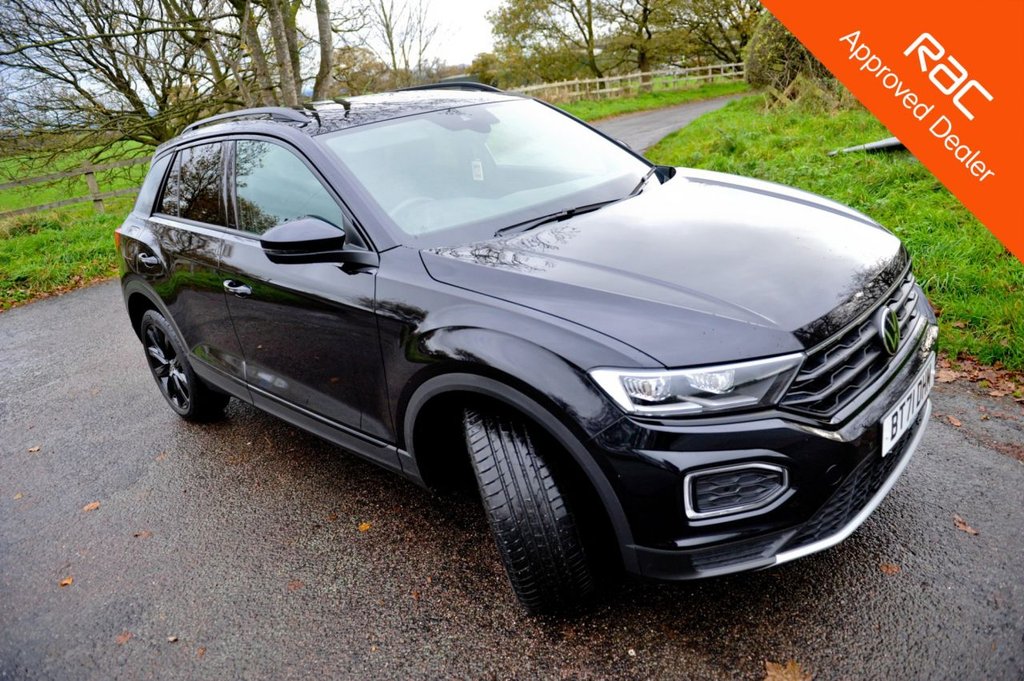 Used Volkswagen T-Roc 2021 for sale - 76740572: Photo 1