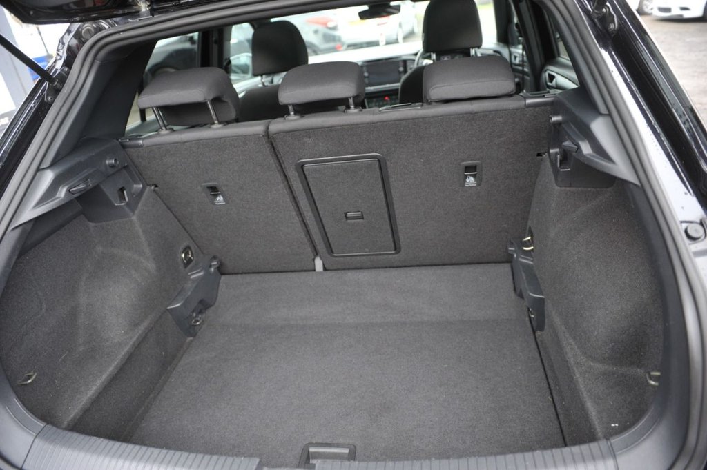 Used Volkswagen T-Roc 2021 for sale - 76740572: Photo 12