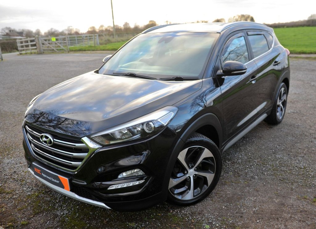 Used Hyundai TUCSON 2017 for sale - 76909820: Photo 3