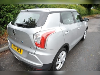 Used Ssangyong Tivoli 2017 for sale - 75194249: Photo