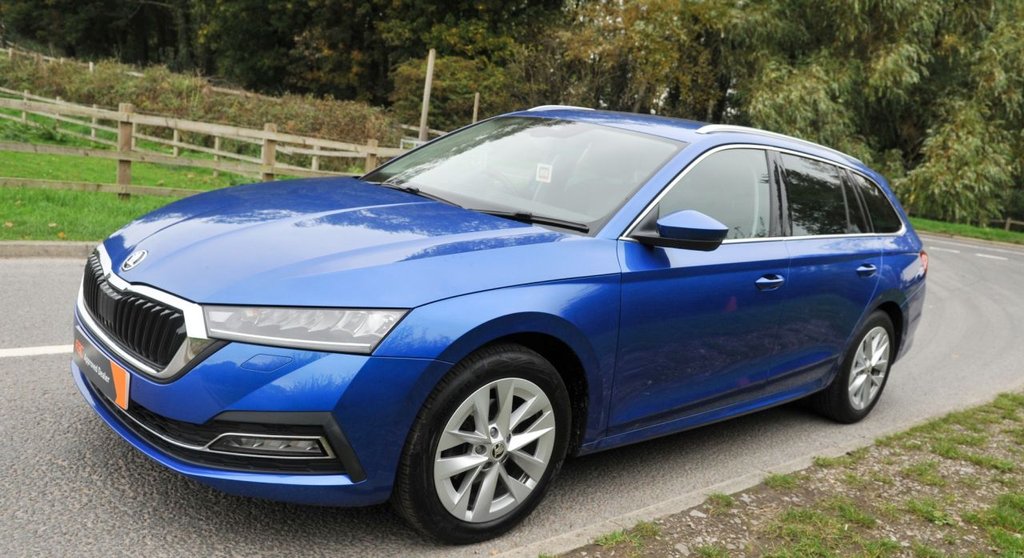 Used Skoda Octavia 2020 for sale - 76235470: Photo 2