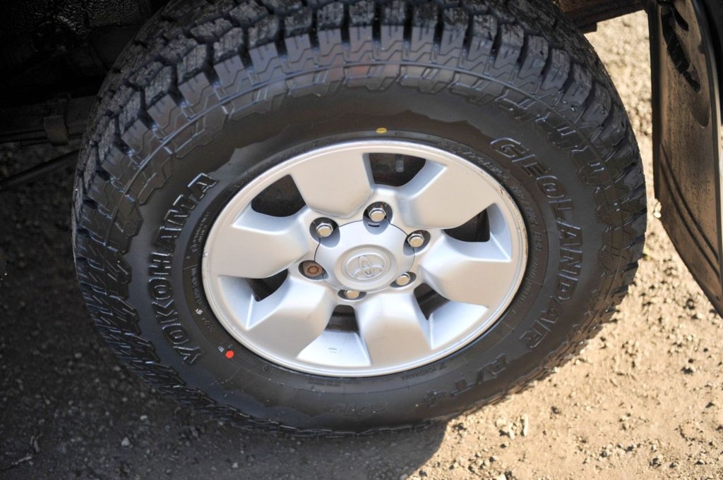 Used Toyota Hilux 2006 for sale - 76569975: Photo 11