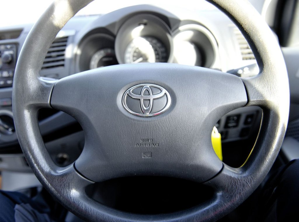Used Toyota Hilux 2006 for sale - 76569975: Photo 16
